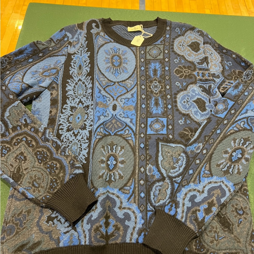 Men's Blue and Black Patterned Sweater